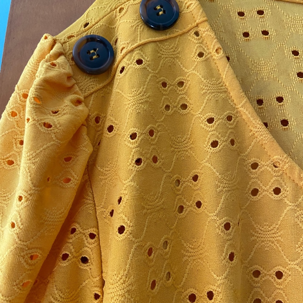 Olivia Blu Yellow Top 1X NWT - Picture 4 of 6